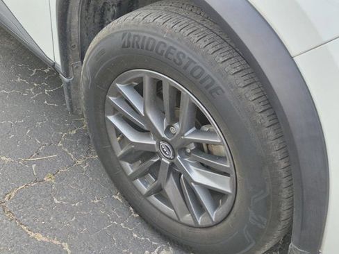 Used 2023 Nissan Rogue S FWD image 4