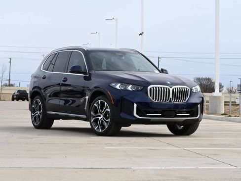 Used 2026 BMW X5 xDrive40i AWD/4WD image 1