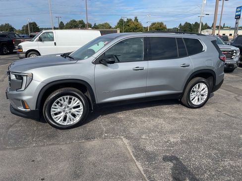 Certified 2024 GMC Acadia Elevation image 8