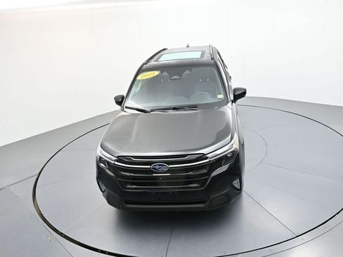 Used 2025 Subaru Forester Touring AWD/4WD image 19