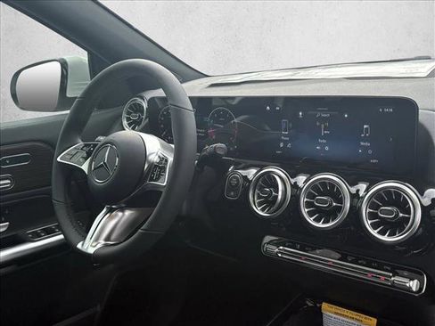 New 2026 Mercedes-Benz GLA 250 image 24