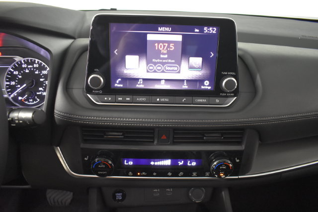 Certified 2026 Nissan Rogue Dark Armor AWD/4WD image 19