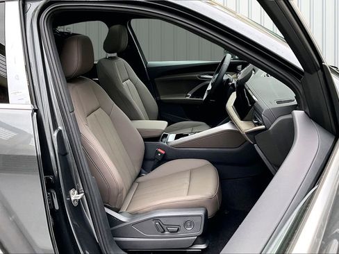 New 2025 Audi Q5 Premium Plus image 11