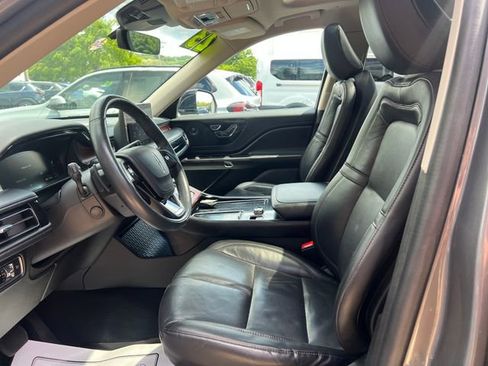 Used 2023 Lincoln Aviator Reserve w/ Elements Package Plus AWD/4WD image 10