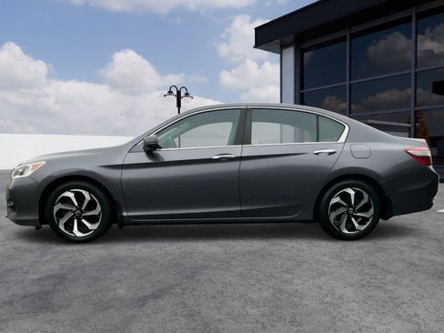 Used 2016 Honda Accord EX-L image 2