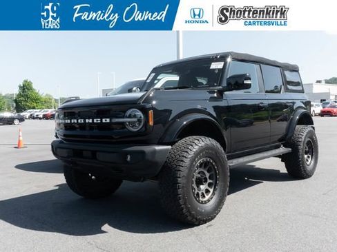 Used 2022 Ford Bronco Outer Banks AWD/4WD image 1