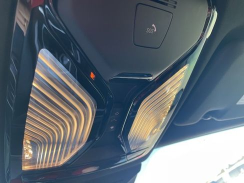 Used 2025 BMW X5 M60i image 13