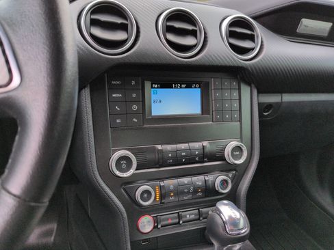 Used 2021 Ford Mustang Coupe RWD image 13