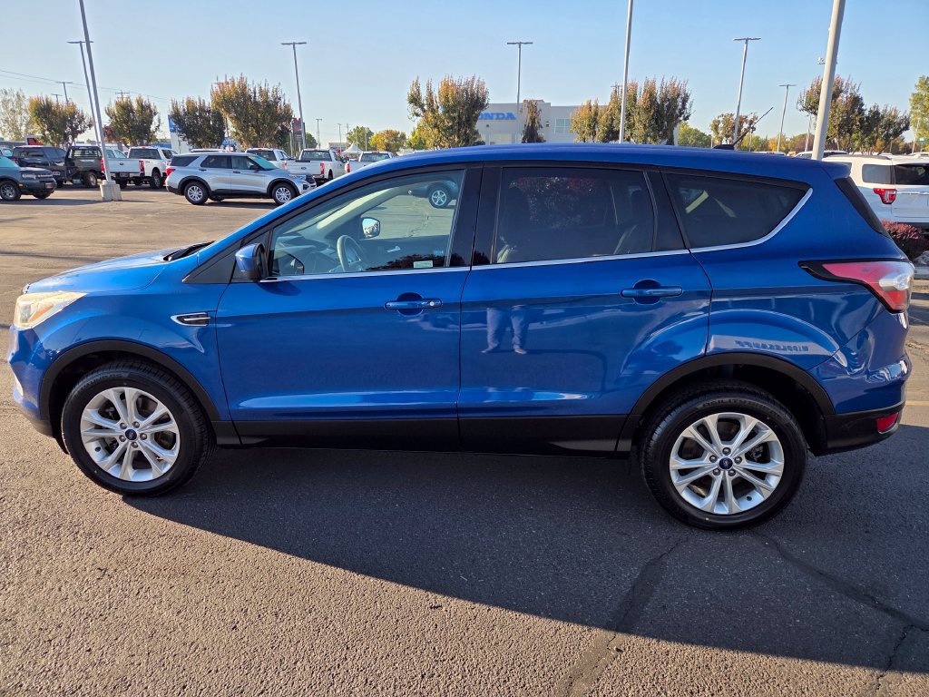 Used 2017 Ford Escape SE AWD/4WD image 6
