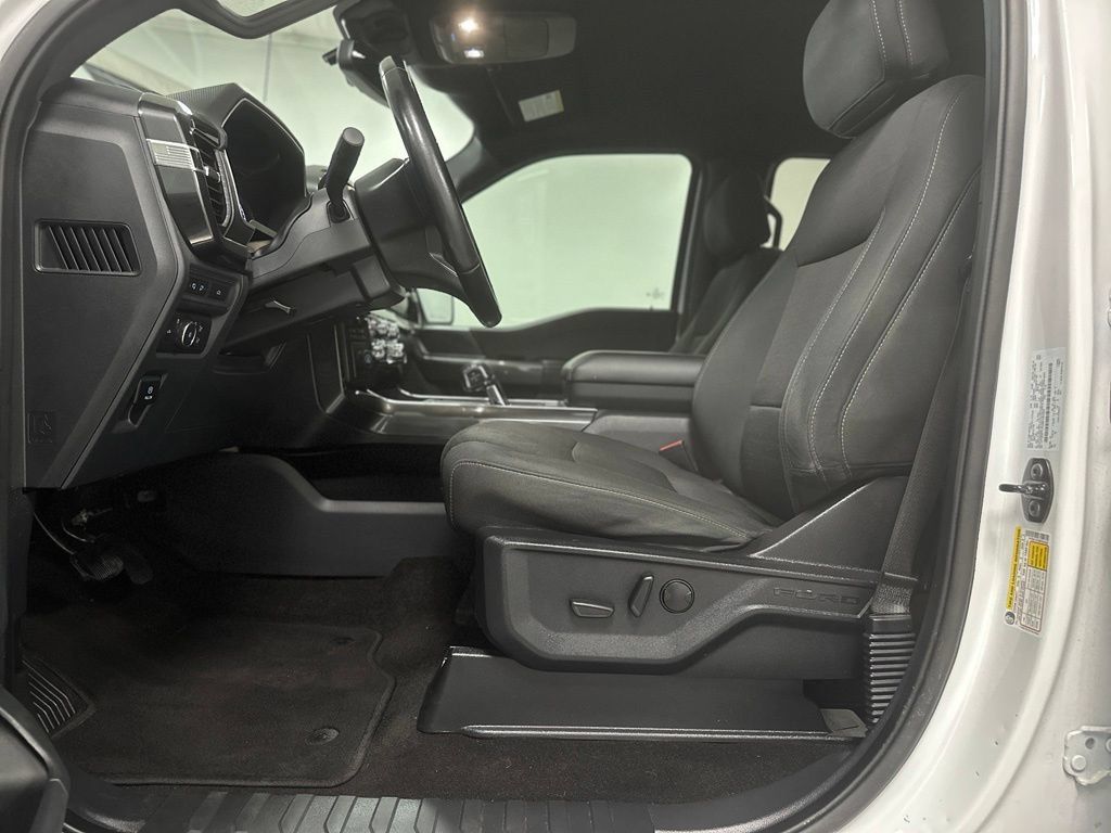 Used 2021 Ford F150 XLT w/ Equipment Group 302A High RWD image 17