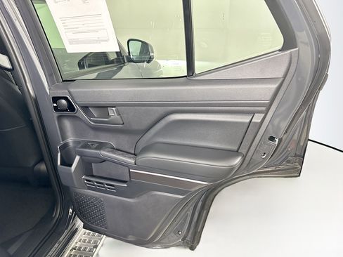 Used 2026 Toyota 4Runner TRD Off-Road Premium AWD/4WD image 31