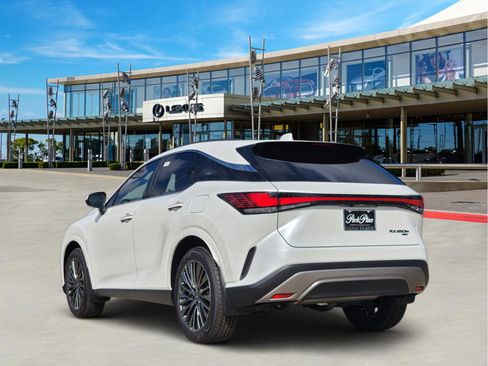 New 2026 Lexus RX 450h AWD image 4
