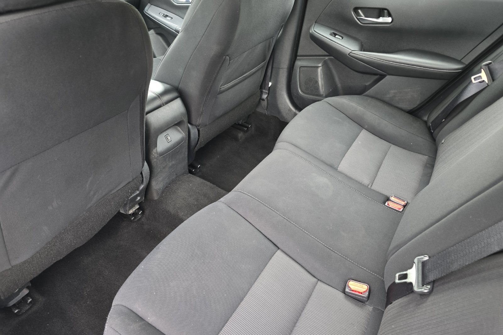 Used 2023 Nissan Sentra SV FWD image 12