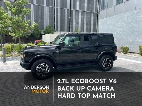 Used 2025 Ford Bronco Outer Banks AWD/4WD image 1