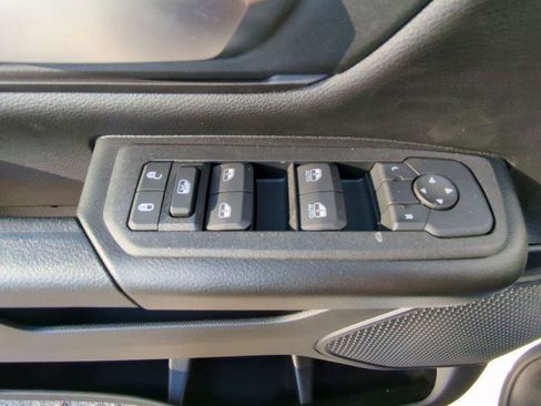 New 2026 RAM 1500 Tradesman AWD/4WD image 9