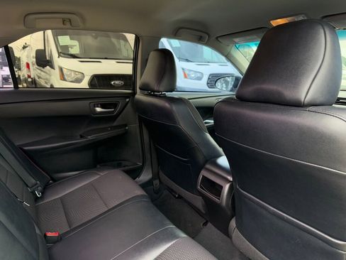 Used 2017 Toyota Camry LE image 17