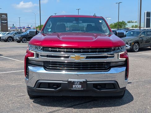 Used 2021 Chevrolet Silverado 1500 LT AWD/4WD image 8