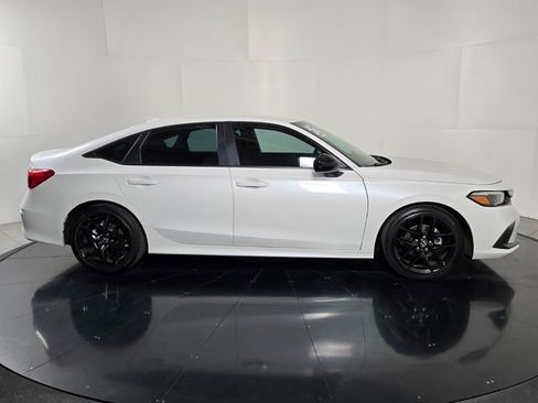 Used 2024 Honda Civic Sport image 7