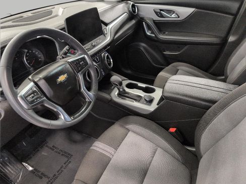 Used 2024 Chevrolet Blazer LT w/ Convenience Package AWD/4WD image 9