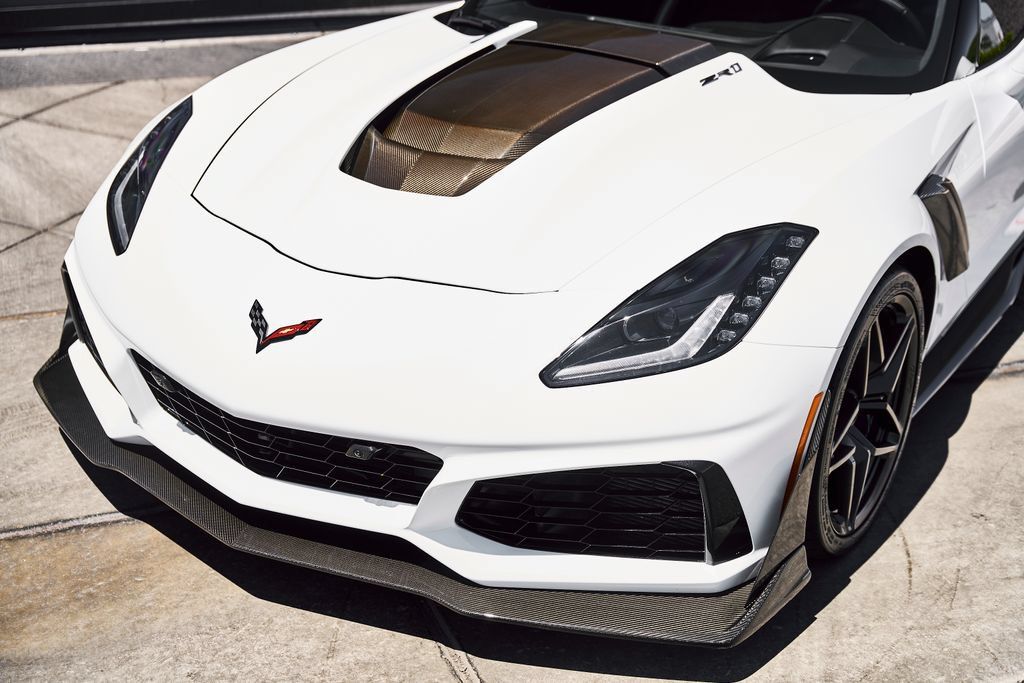 Used 2019 Chevrolet Corvette ZR1 RWD image 6