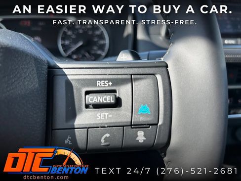 Used 2026 Nissan Rogue SV AWD/4WD image 15