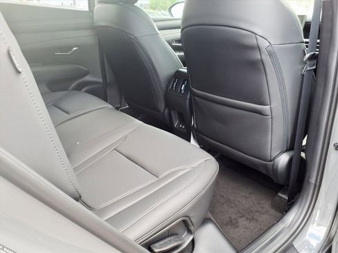 New 2026 Hyundai Tucson SEL image 8