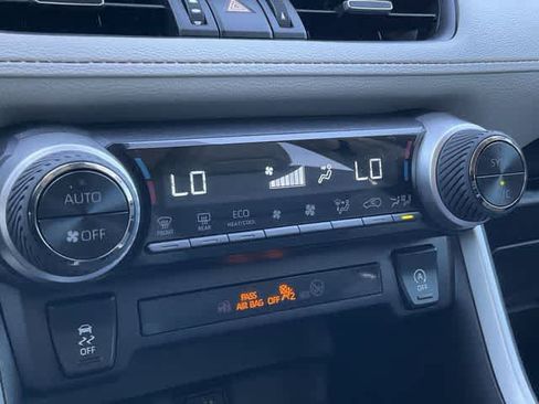 Certified 2025 Toyota RAV4 XLE Premium image 24