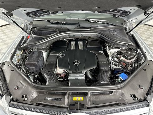 Used 2019 Mercedes-Benz GLS 450 4MATIC image 31