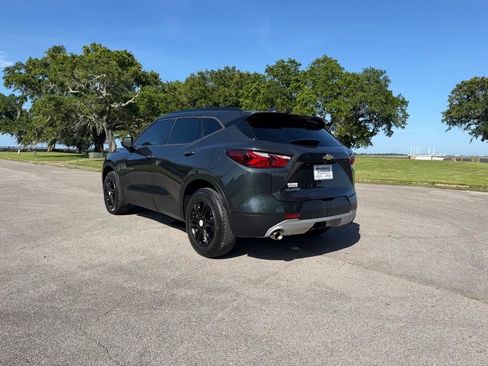 Used 2020 Chevrolet Blazer LT FWD image 3