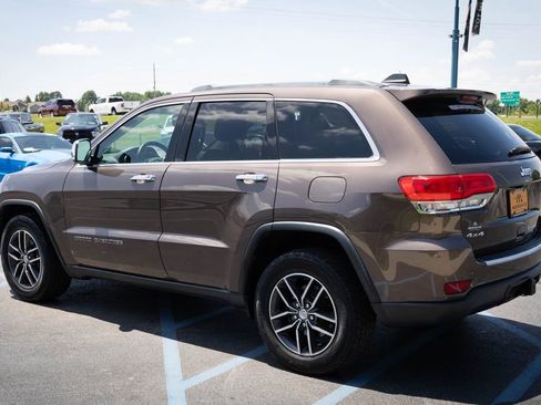 Used 2018 Jeep Grand Cherokee Limited w/ Trailer Tow Group IV AWD/4WD image 27