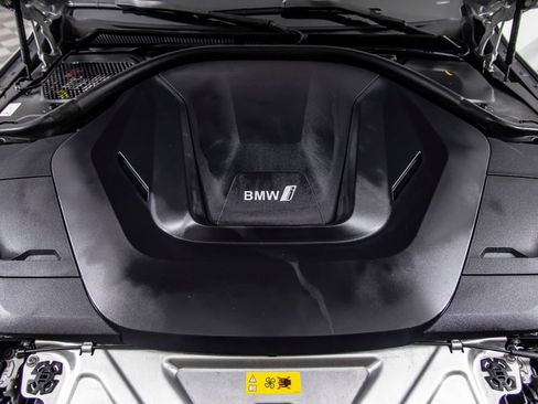 Used 2023 BMW i4 eDrive40 w/ M Sport Package RWD image 42