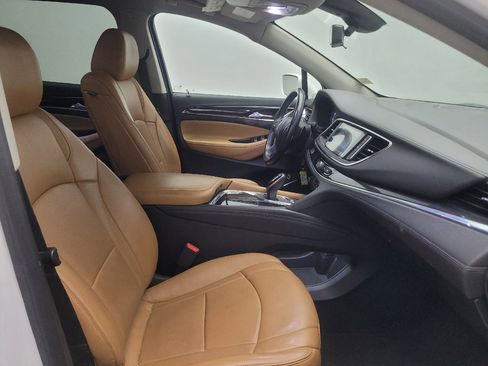 Used 2019 Buick Enclave Essence FWD image 21