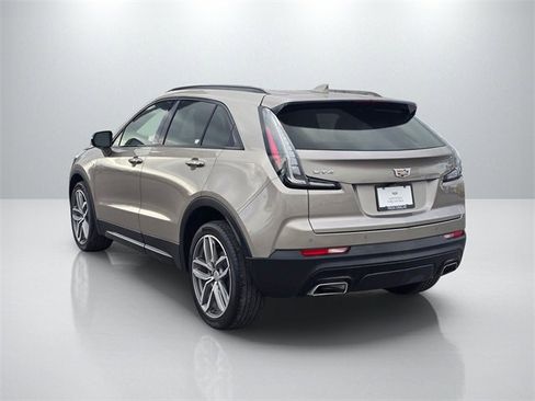Used 2023 Cadillac XT4 Sport image 7