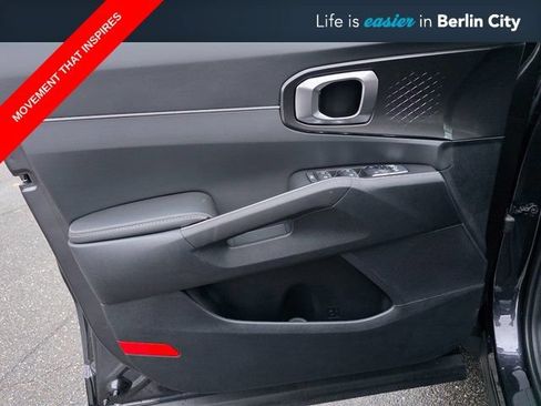 New 2026 Kia Sorento EX AWD/4WD image 26