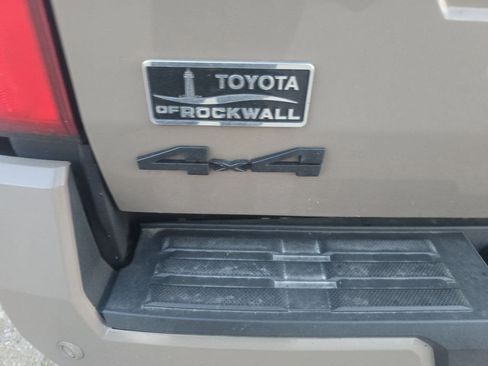 Used 2026 Toyota Tacoma TRD Sport w/ TRD Sport Premium Package AWD/4WD image 7