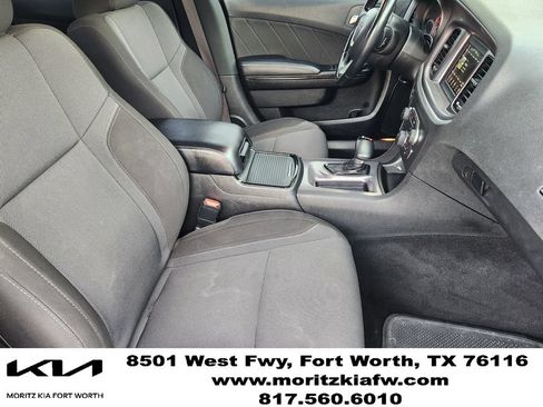 Used 2021 Dodge Charger SXT w/ Blacktop Package RWD image 13