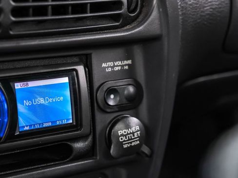 Used 2001 Chrysler Prowler image 24