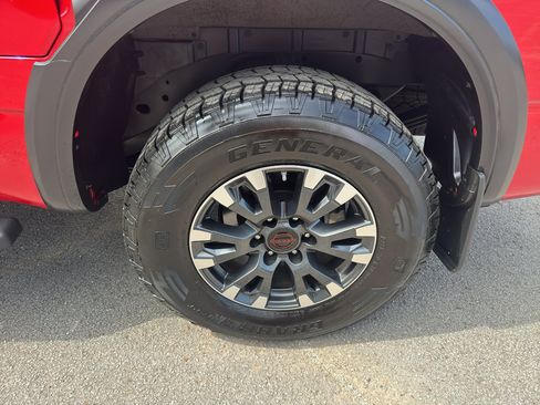Used 2024 Nissan Titan PRO-4X w/ Pro-4x Utility Package image 22