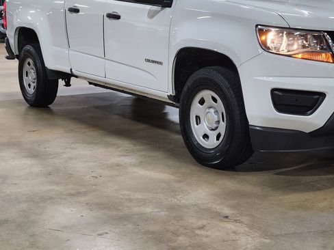Used 2020 Chevrolet Colorado W/T w/ WT Convenience Package RWD image 16