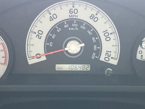 Used 2012 Toyota FJ Cruiser 4WD image 24