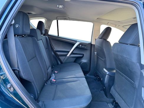 Used 2018 Toyota RAV4 XLE image 20