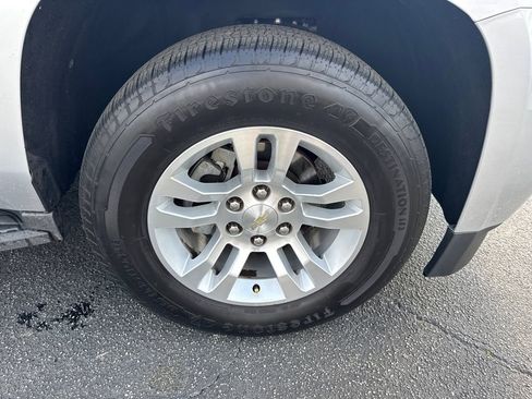 Used 2017 Chevrolet Tahoe LT image 13