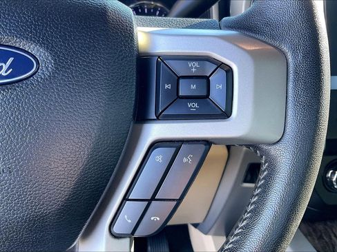 Used 2019 Ford F250 Lariat w/ Lariat Ultimate Package image 21