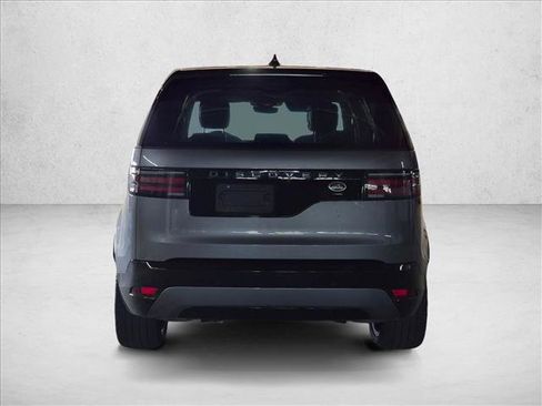 Used 2022 Land Rover Discovery HSE R-Dynamic AWD/4WD image 6