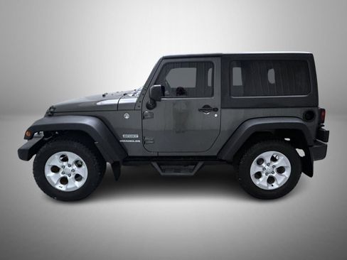 Used 2017 Jeep Wrangler Sport w/ Quick Order Package 24S AWD/4WD image 8