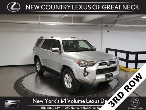 Used 2020 Toyota 4Runner SR5 Premium image 1