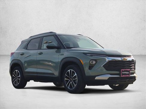 New 2026 Chevrolet TrailBlazer LT FWD image 3