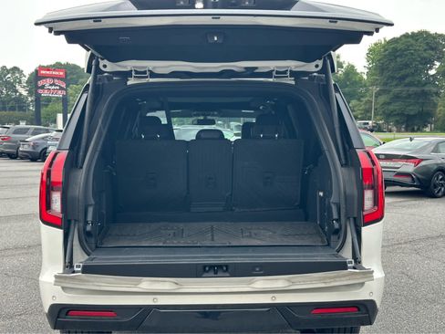 Used 2025 Ford Expedition Max Platinum w/ Stealth Appearance Package AWD/4WD image 13
