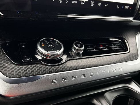 New 2026 Ford Expedition Max Platinum w/ Stealth Appearance Package image 16