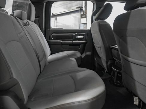 Used 2024 RAM 3500 Big Horn image 36